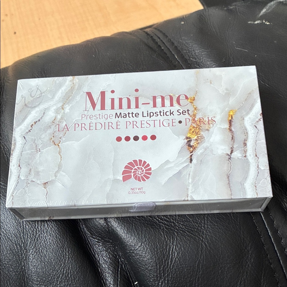Mini-me Matte Lipstick Set - Elegant Red and Pink
